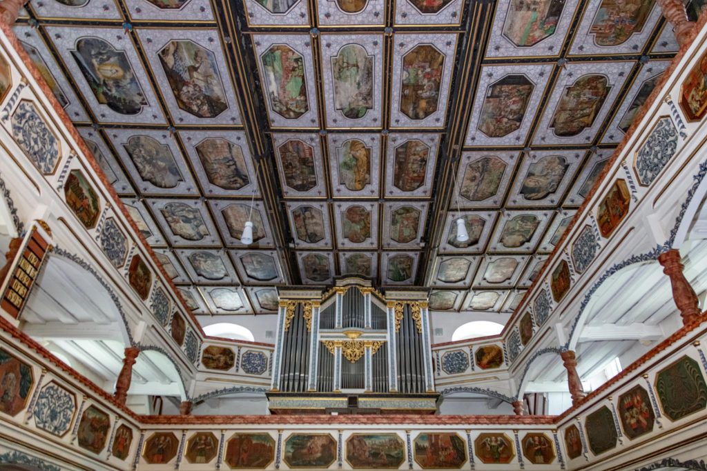 Regnitzlosau St. Aegidius Decke und Altar